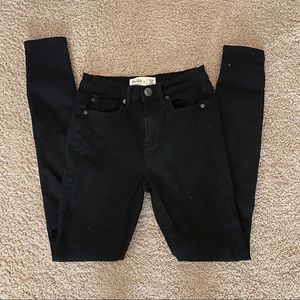 High-Rise Jean Leggings